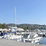 Les Vallons De La Gaillarde 1 By Interhome Сasa de vacaciones Saint Aygulf