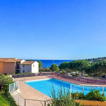 Сasa de vacaciones Les Vallons De La Gaillarde 1 By Interhome *