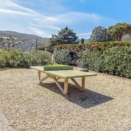 Holiday home Les Vallons De La Gaillarde 1 By Interhome