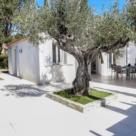 Les Vallons De La Gaillarde 1 By Interhome Saint Aygulf