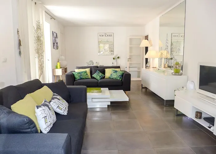 Les Vallons De La Gaillarde 1 By Interhome Saint Aygulf